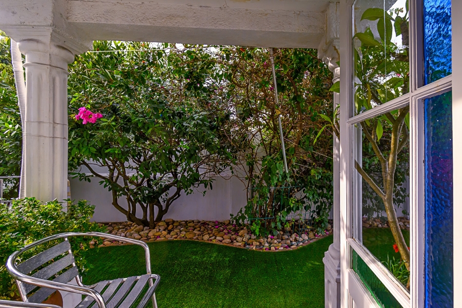 5 Bedroom Property for Sale in Claremont Western Cape